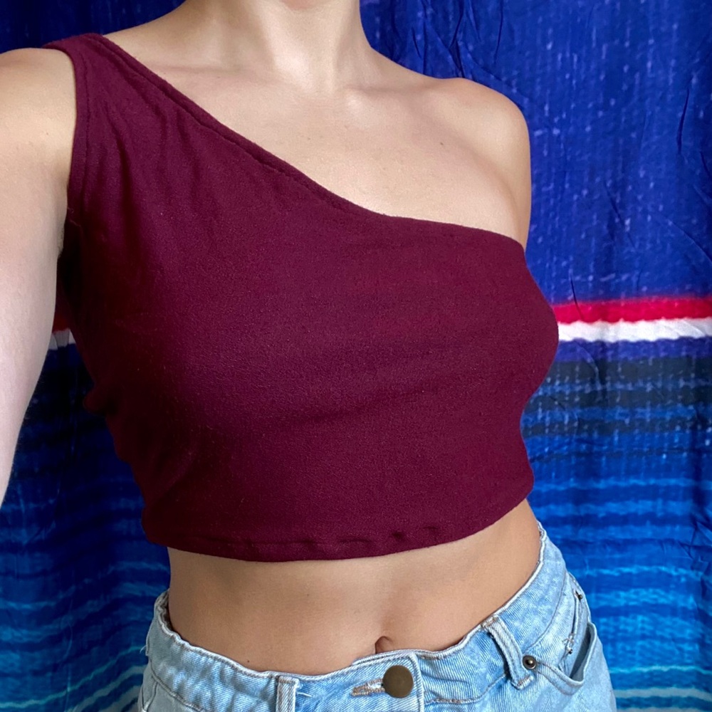 One Shoulder Crop Top